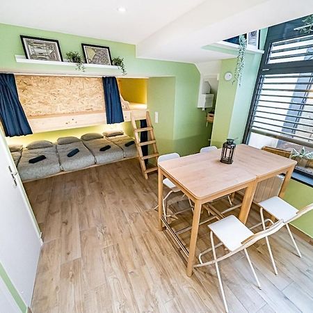 Sleep And Go - Cozy 9 People - Oullins Apartment Bagian luar foto