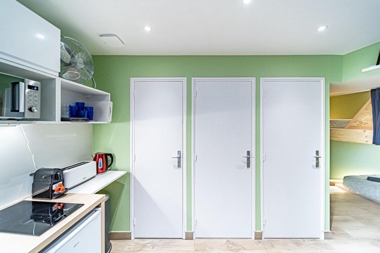 Sleep And Go - Cozy 9 People - Oullins Apartment Bagian luar foto
